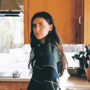 Avery Lynch Finds Catharsis in Heartbreak With Stunning New Single "Dead to Me"