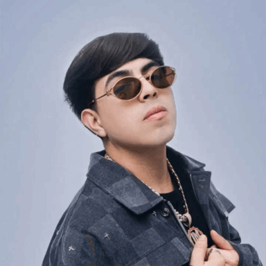 Oscar Maydón and Peso Pluma Drop "Asquerosamente Rico" New Video